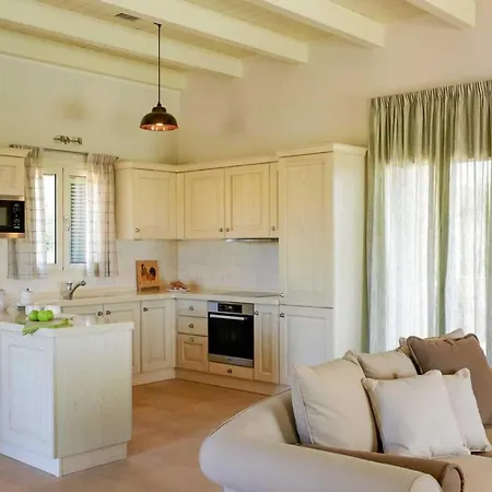 Sleeps 4 Air Con Wifi Вилла Мусата
